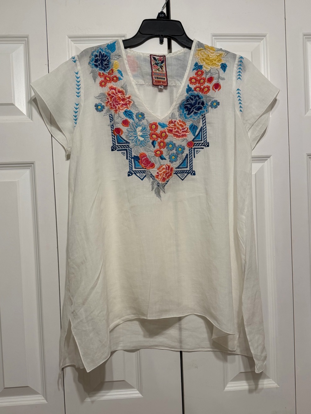 Johnny Was JW Workshop Embroidered Linen Blend Boho Tunic Top Size M